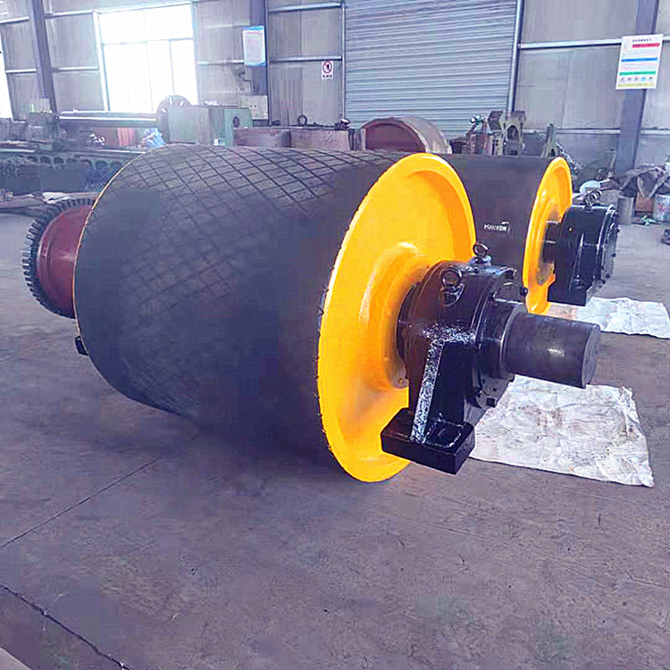 选用滚筒筒皮材质,厚度要达到国家标准要求,以确保尺寸,机械性能达标