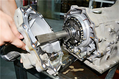 兰博基尼变速箱维修承接维修厂业务电话同微