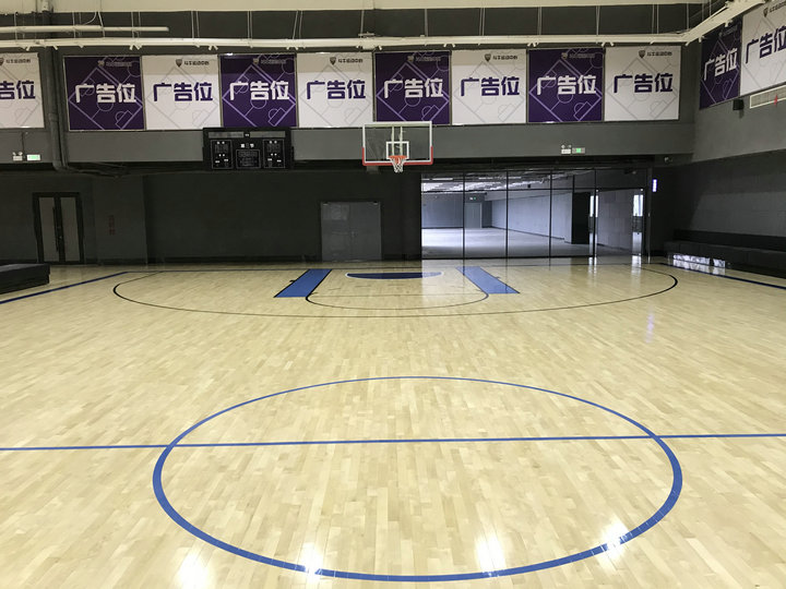 开封体育馆运动木地板 双层龙骨运动木地板价格 东奥源头厂家