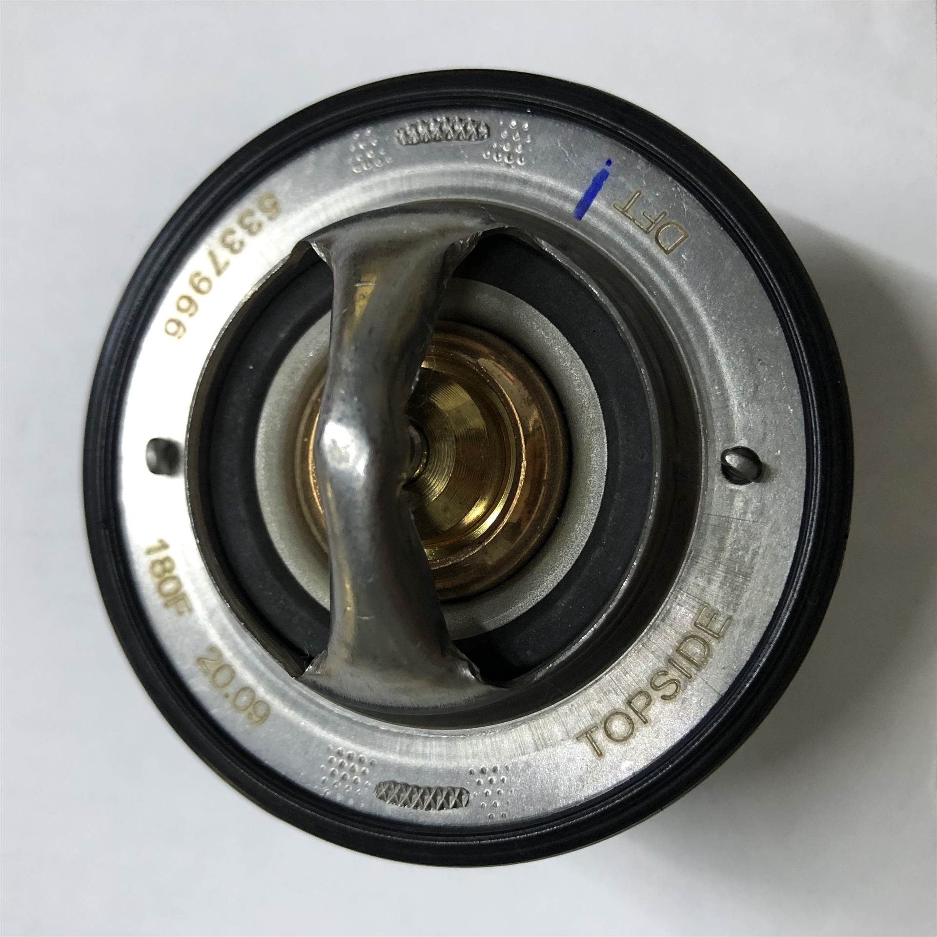 小松挖机节温器原厂发动机恒温器