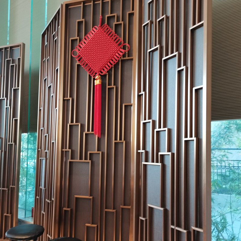 隔断  [ 更新日期:2021-06-24 ]  上居一宝承接广东不锈钢装饰工程