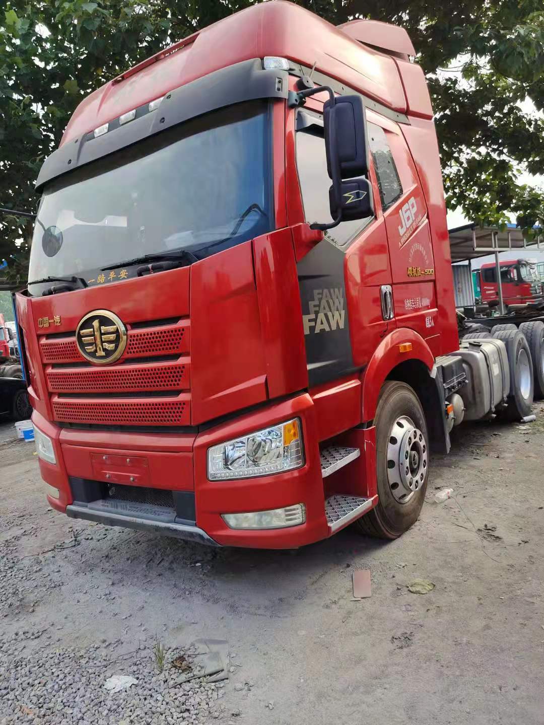 轻体国五二手解放牵引车500马力二手解放j6p牵引车  [ 更新日期:2021