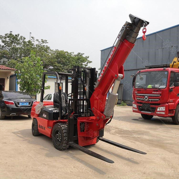 叉车改装吊车 多功能小型叉车吊 伸缩臂叉车起重机