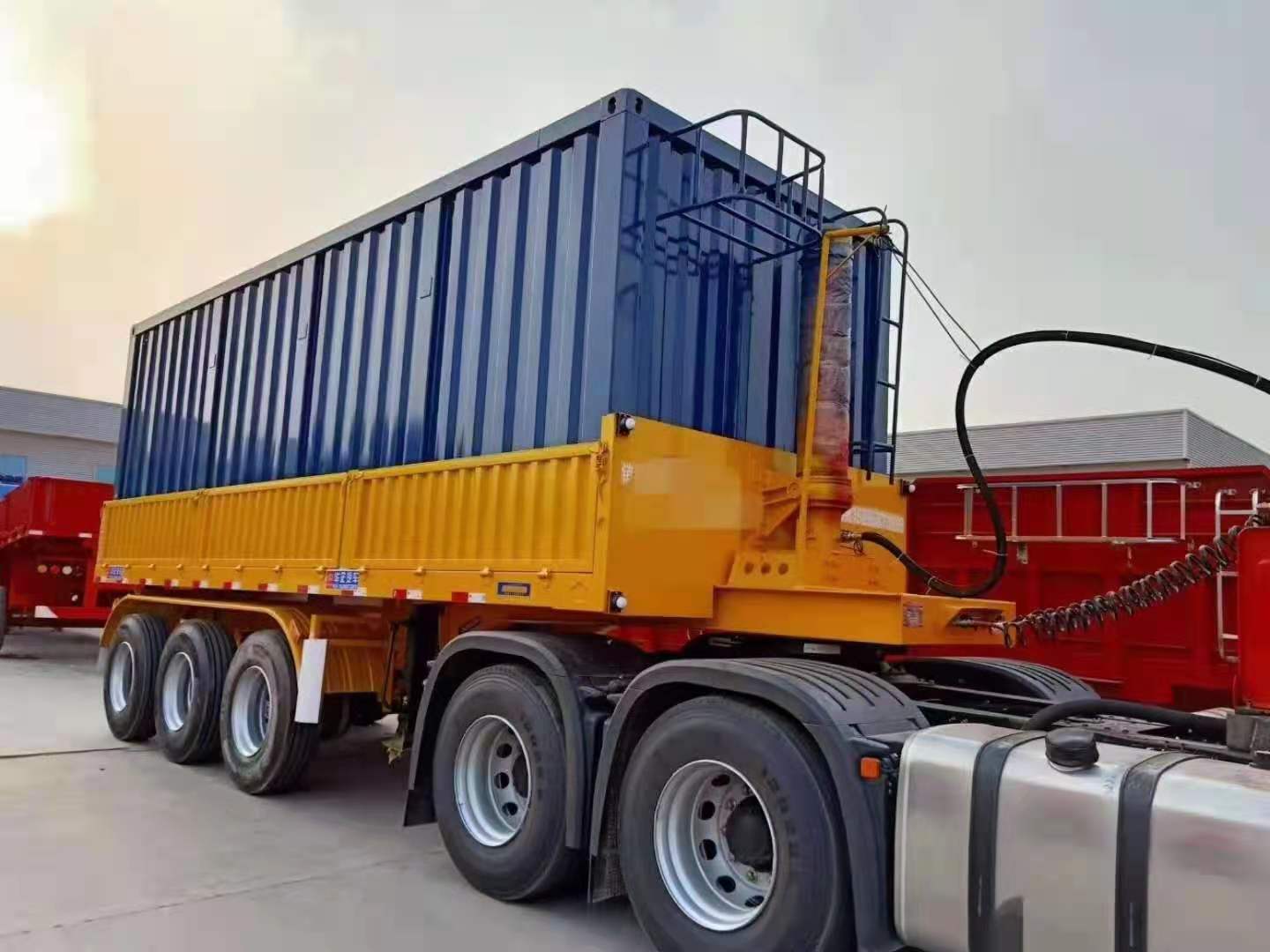 轻体后翻公路运输新产品质量保障欢迎洽谈质优价廉后翻运输半挂车