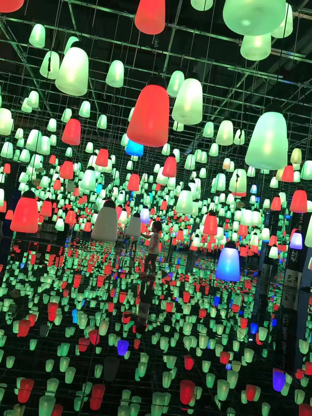 北京网红打卡地成本梵高星空艺术馆5d星空光影馆