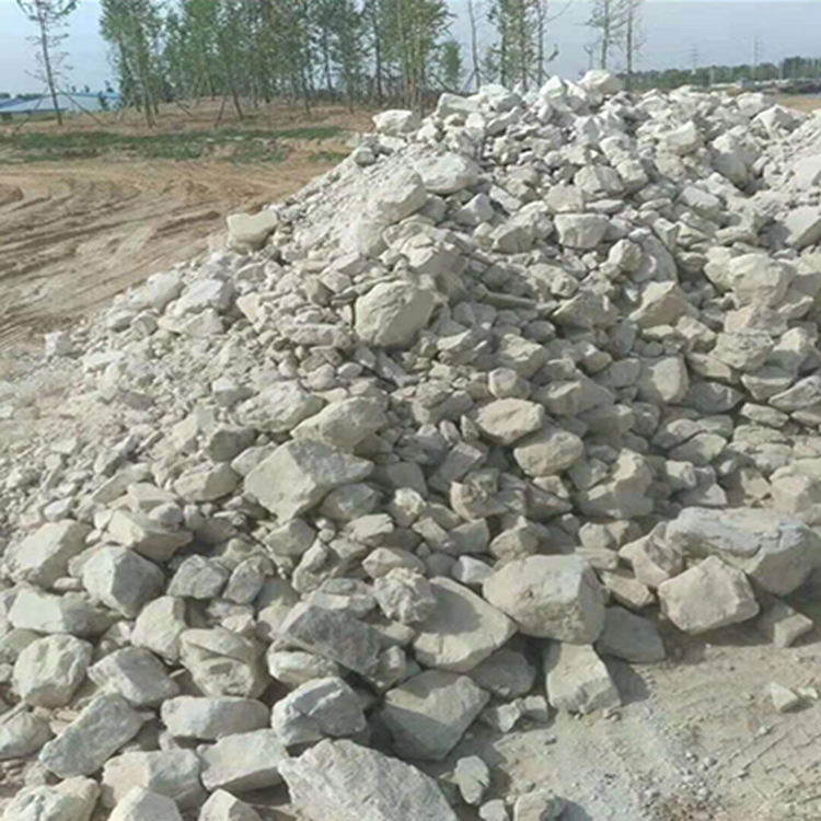 工程工地石灰公路铺路大石灰块恒巨供应价格