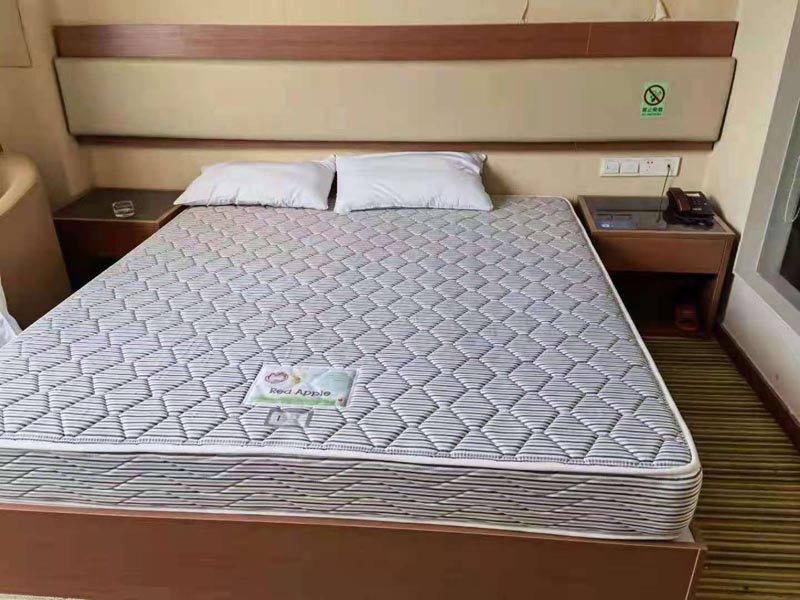 酒店家具出售 大量酒店宾馆公寓床床垫出售