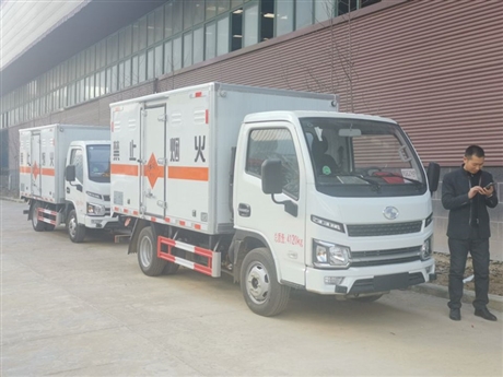 跃进国六爆破车,国六民爆器材运输车价格,国六微型爆破器材运输车厂家销售到四川