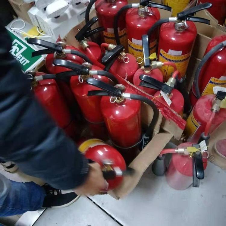 广州越秀区回收灭火器 高价回收废旧灭火器消防器材
