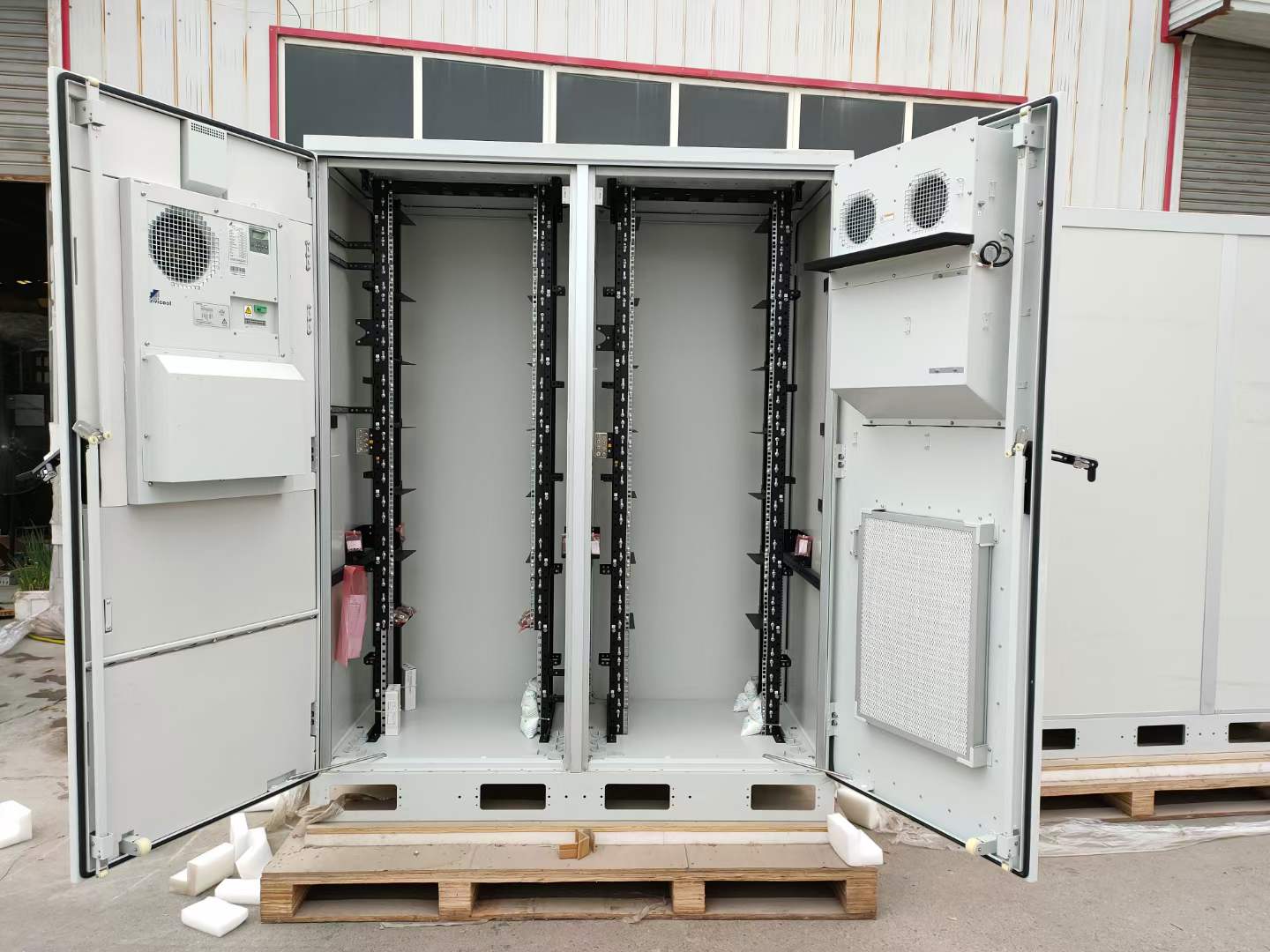 华为2米室外通信电源柜双门双仓MTS9511A-GX2002户外柜价格