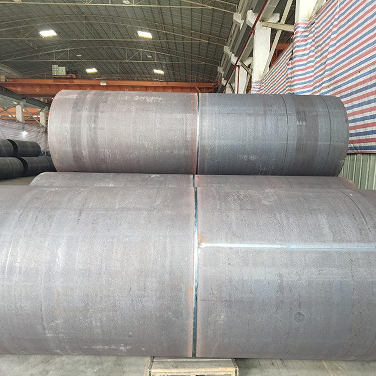 由于土质不稳定,施工钢筋混凝土护壁存在较大难度所以采用钢质的护壁