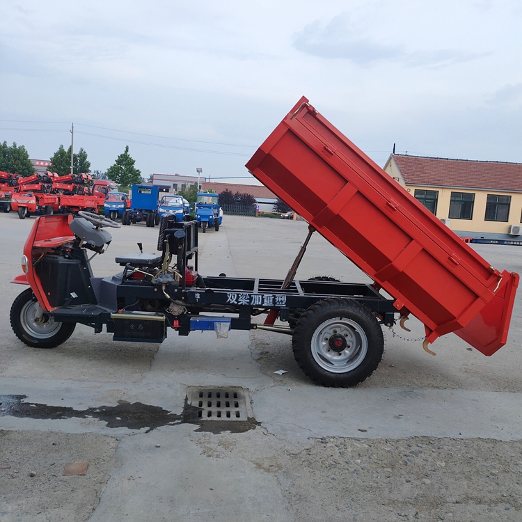 18马力柴油三轮车农用工地自卸车建筑三轮翻斗车