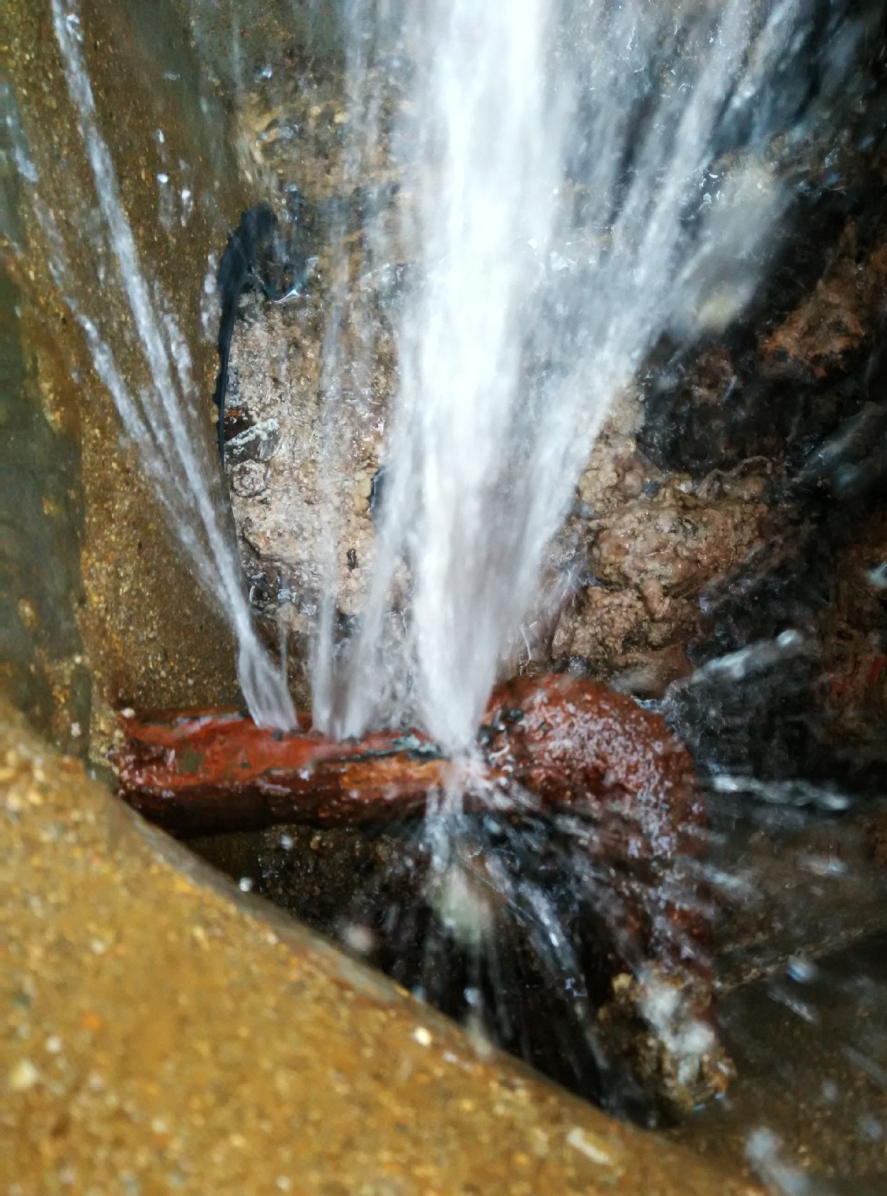 埋地管道漏水检测及维修 水管渗水查漏 消防管道漏水探测
