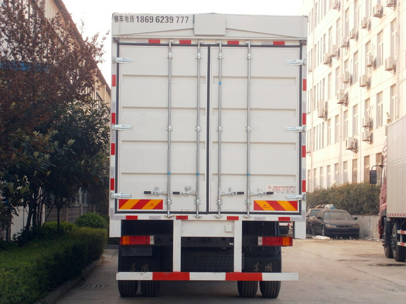 飞翼车价格/9米6飞翼厢式货车那个好/东风飞翼车厂家