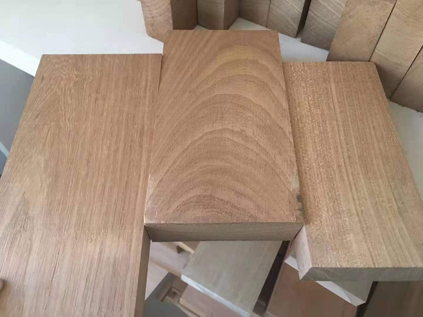 加拿大红雪松户外板材娇亚木业红雪松出售