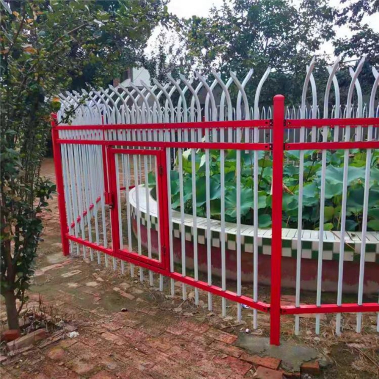 九星铸铁栅栏公园围墙护栏定制道路u型护栏报价