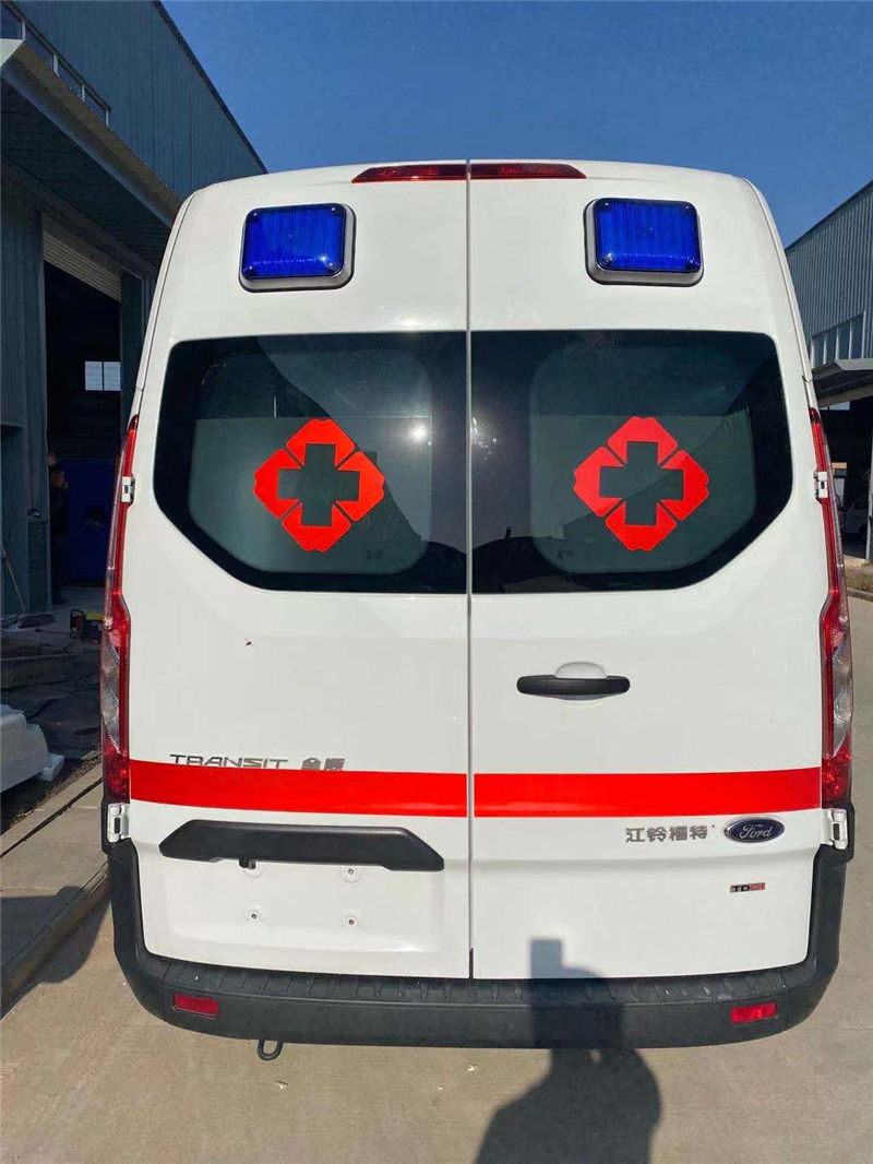 青岛福特v362120救护车价格