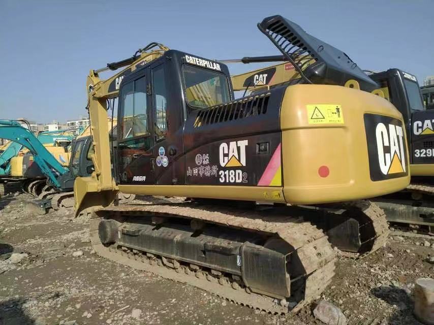二手挖掘机卡特318d2性能强劲价格便宜