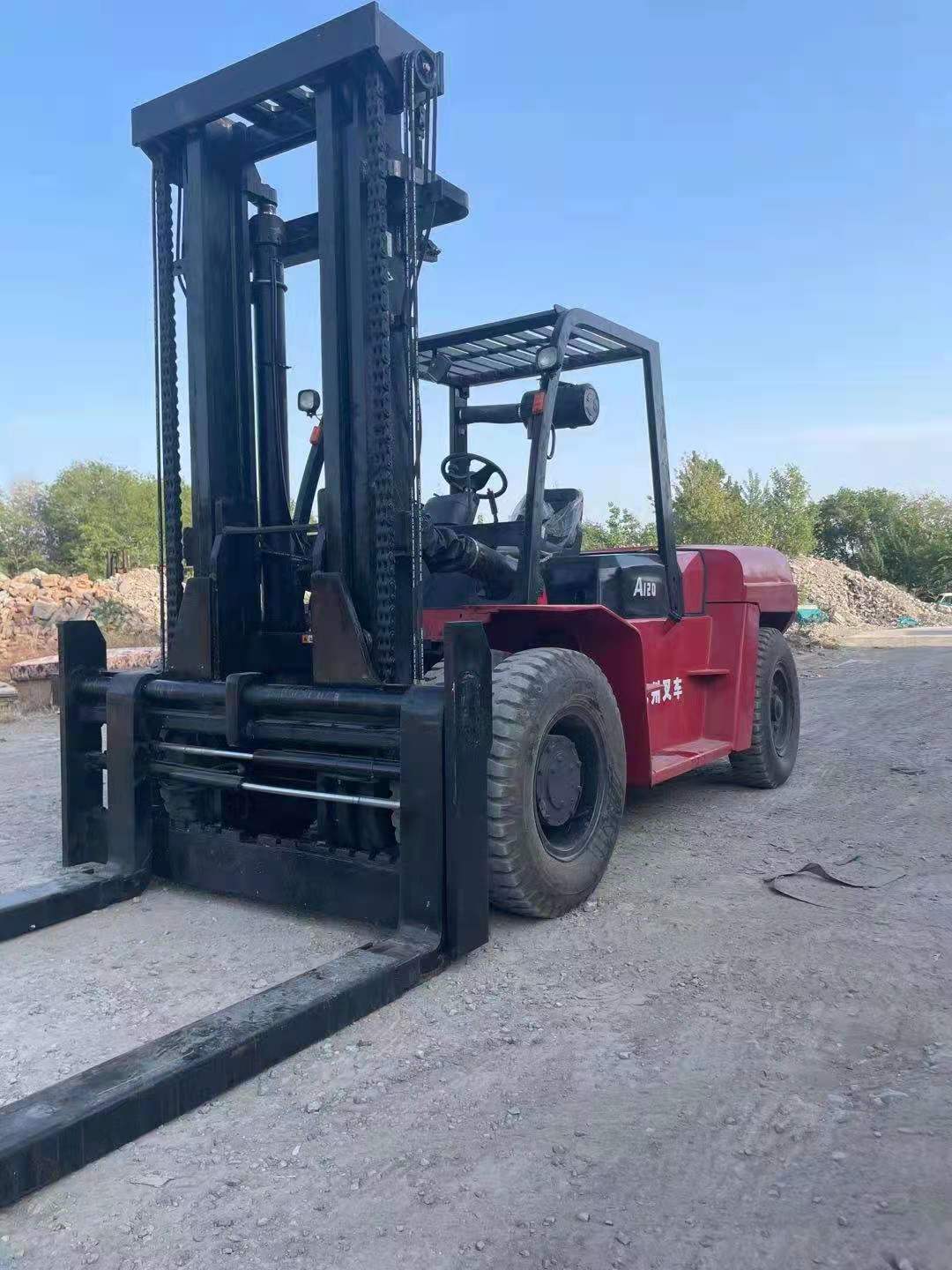 回收二手合力4吨叉车出售合力四吨叉车中介必谢