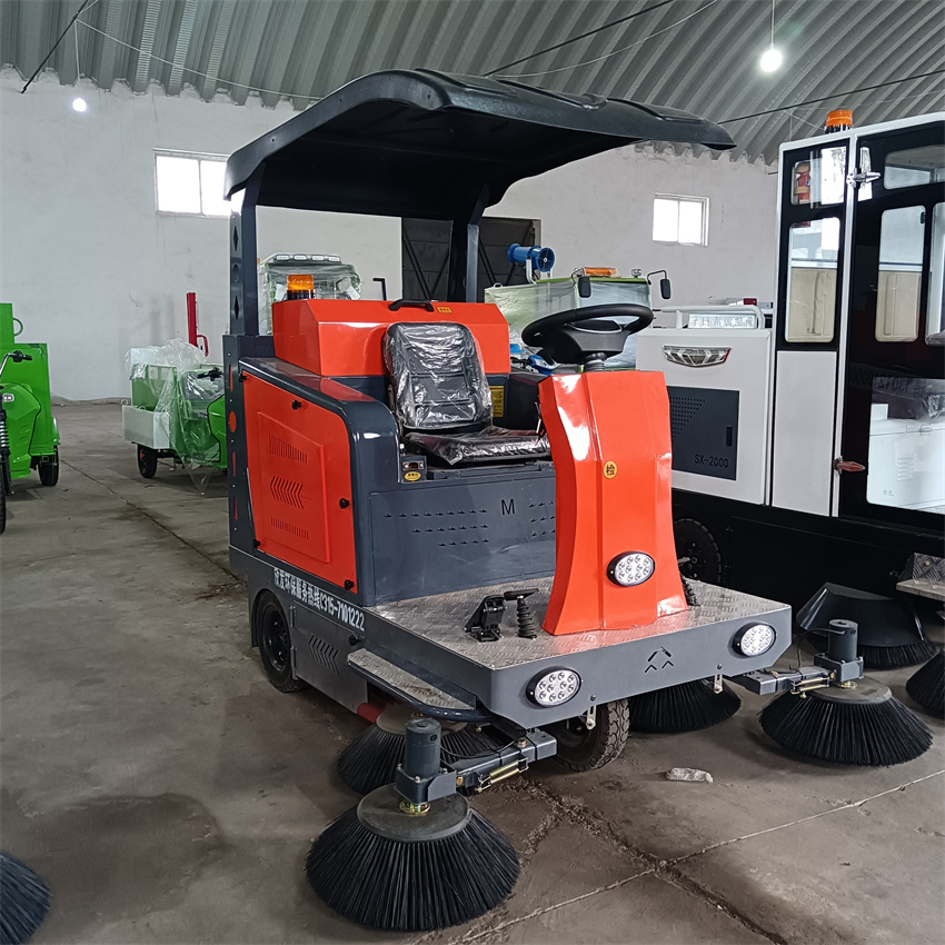 唐山供应小型扫地车电动扫地车驾驶式新能源电动电瓶扫路车