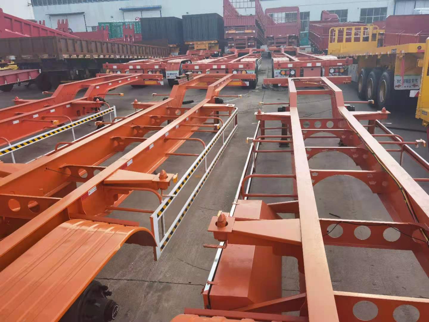 集装箱骨架运输半挂车骨架车125米骨架车梁山二手半挂车价格鑫瑞达