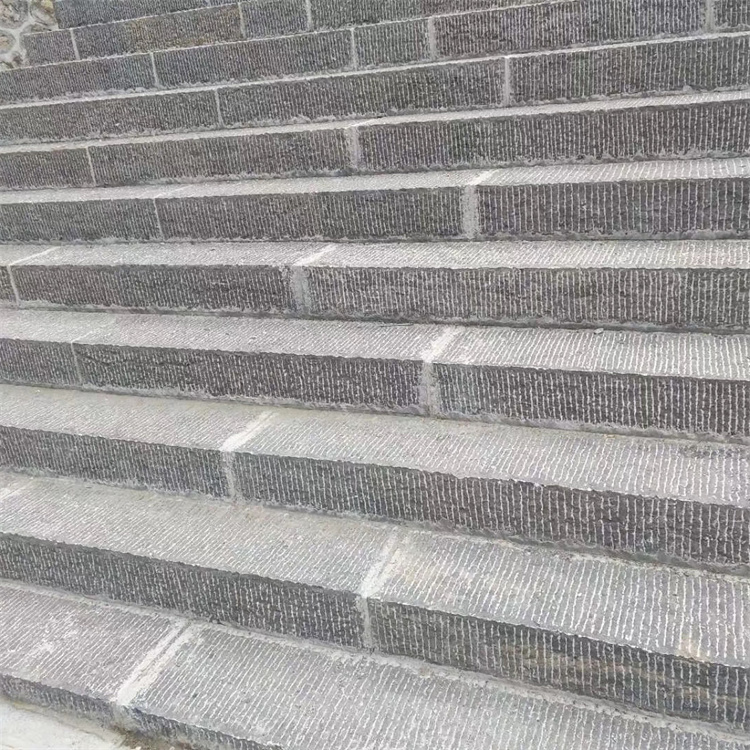 加厚青石板乱石石板材黄锈石青石板景区踏步石量多价优