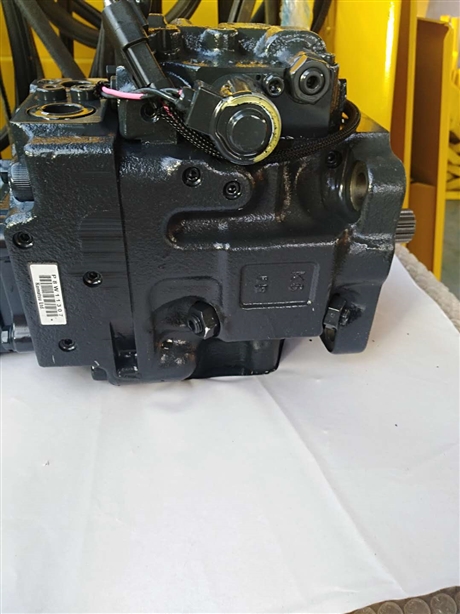 100产品型号:pc200/220/300/360-7/8所属系列:小松液压泵查看联系方式