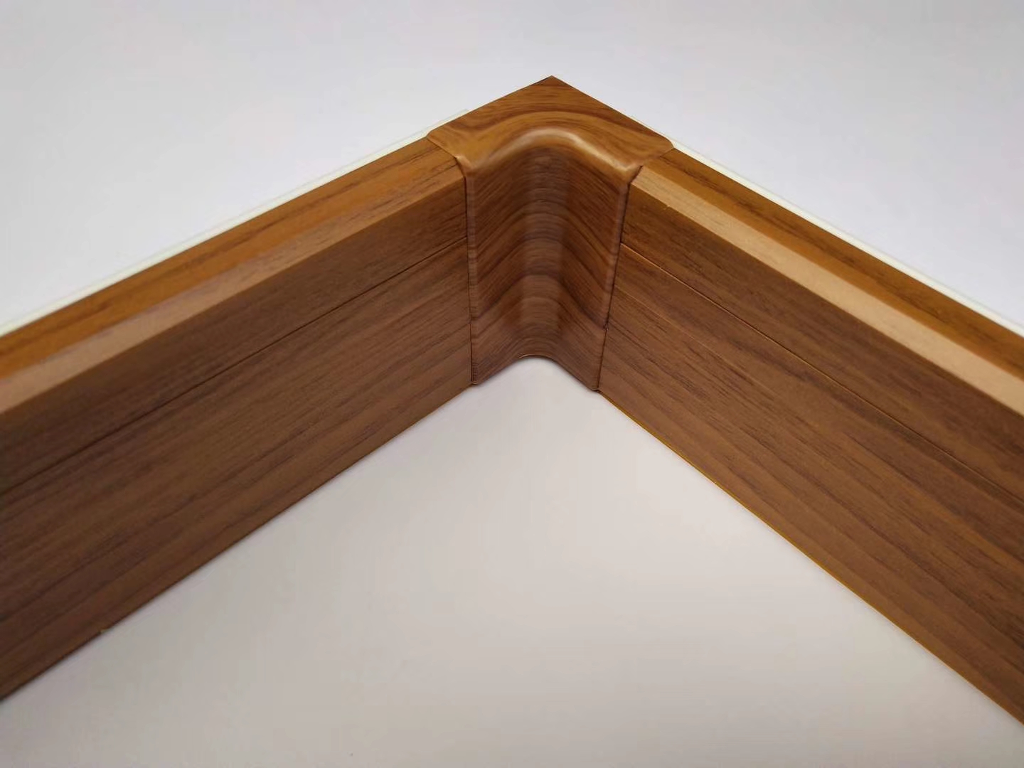 地脚线竹木纤维踢脚线