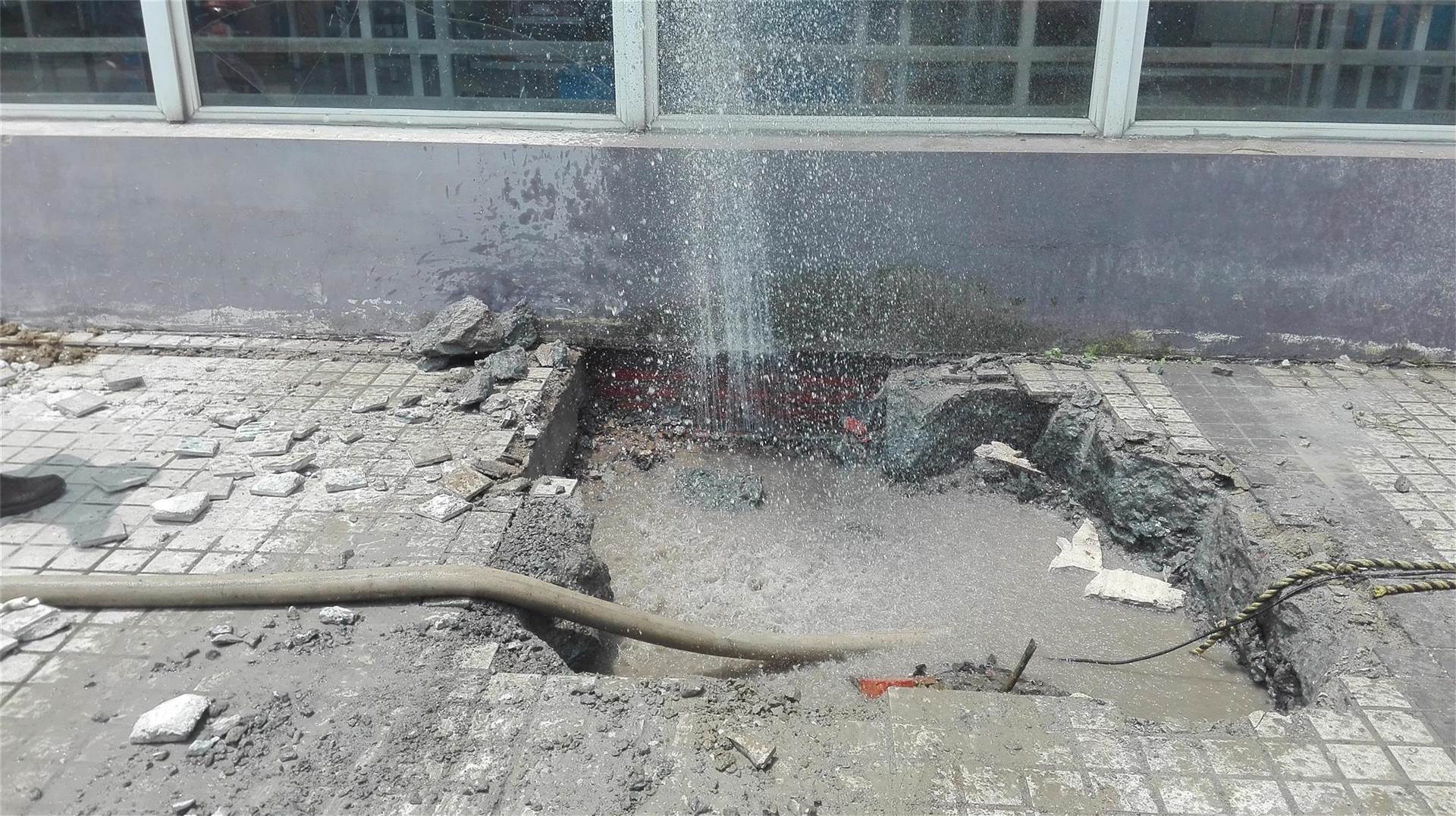 东莞室外给水管道漏水探测 水管漏水查漏 暗管查漏