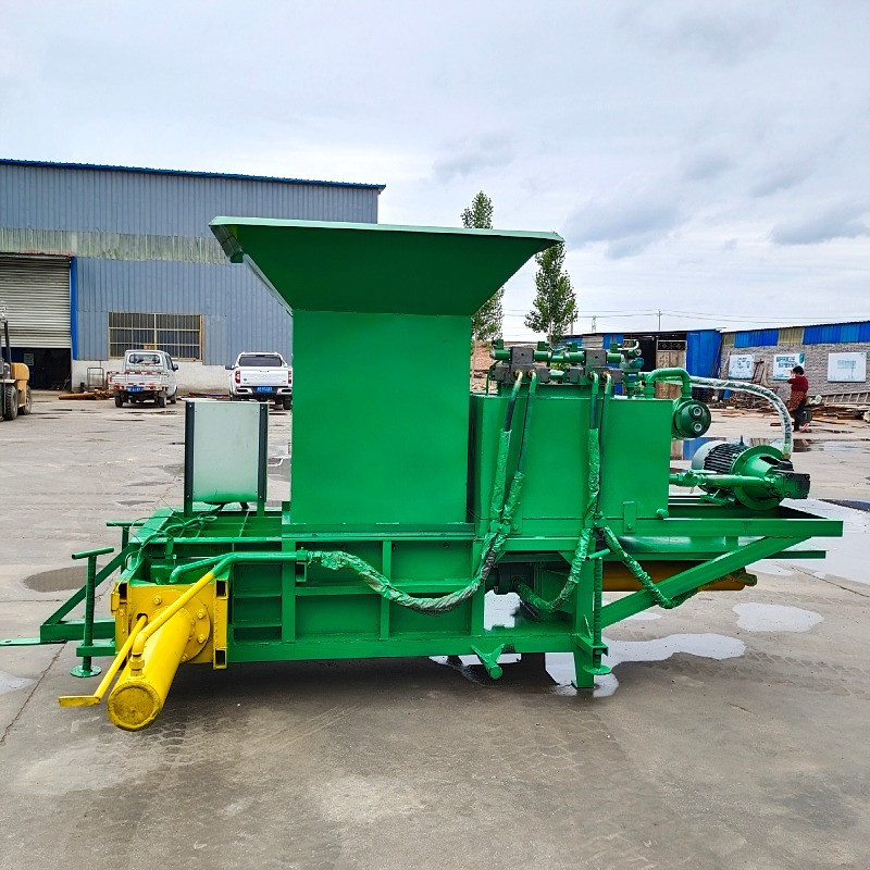 饲料压块机腾瑞棉籽壳饲料压块机小型卧式青储打包机