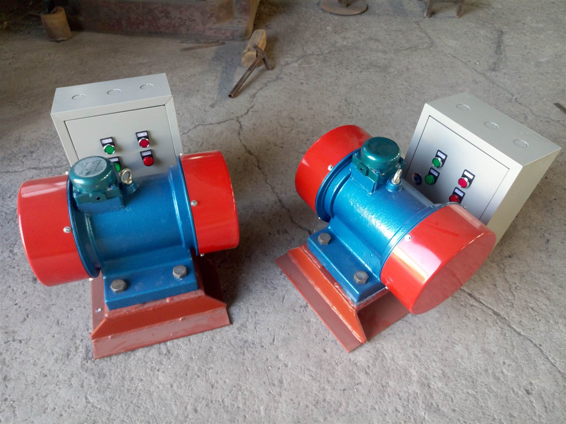 河南振动设备制造有限公司