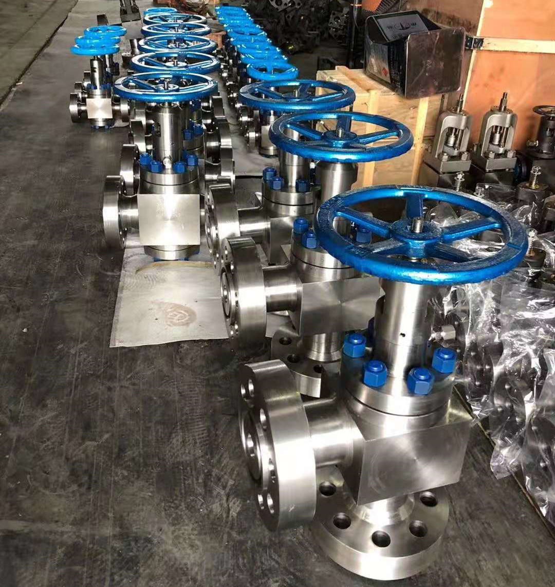j44h320c锻钢高压角式截止阀l44y320c高温高压法兰手动节流阀