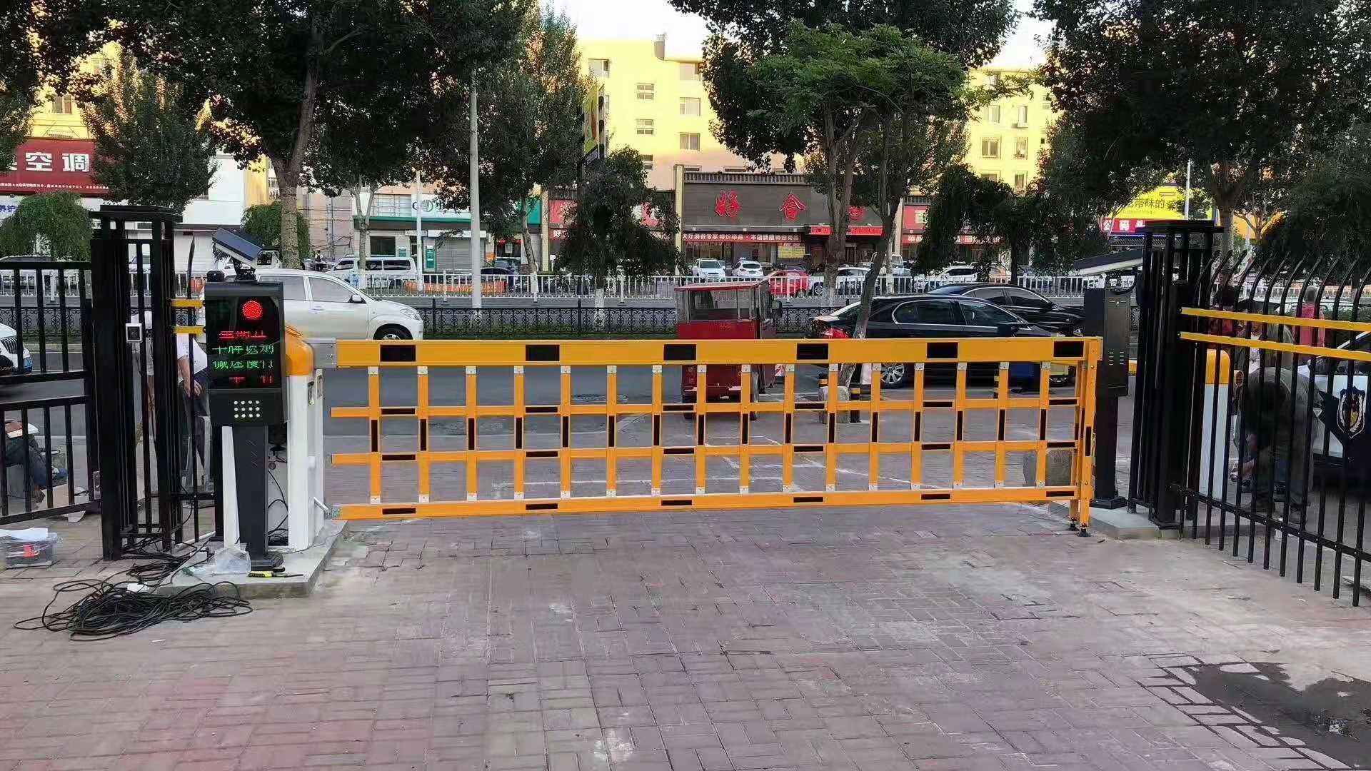 阳信扫码收费起落杆厂家/阳信做车辆识别起落杆/电动起落杆厂家
