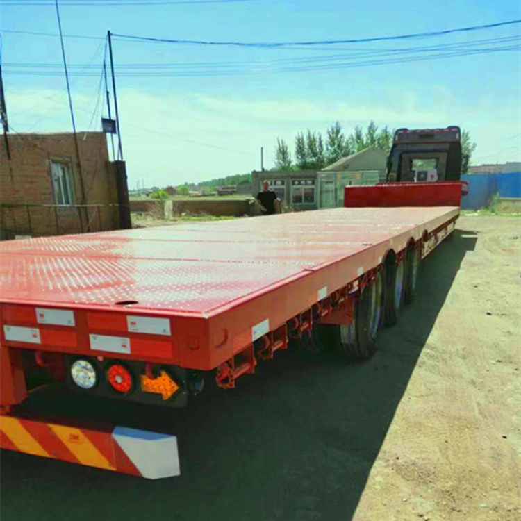 新政来临 13米75大板车 13米平板半挂车发展形势
