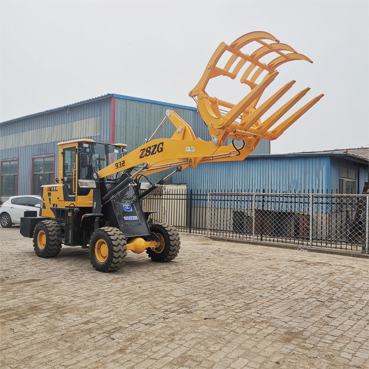 多功能抓木机铲车改装抱机加高臂抓草机厂家报价