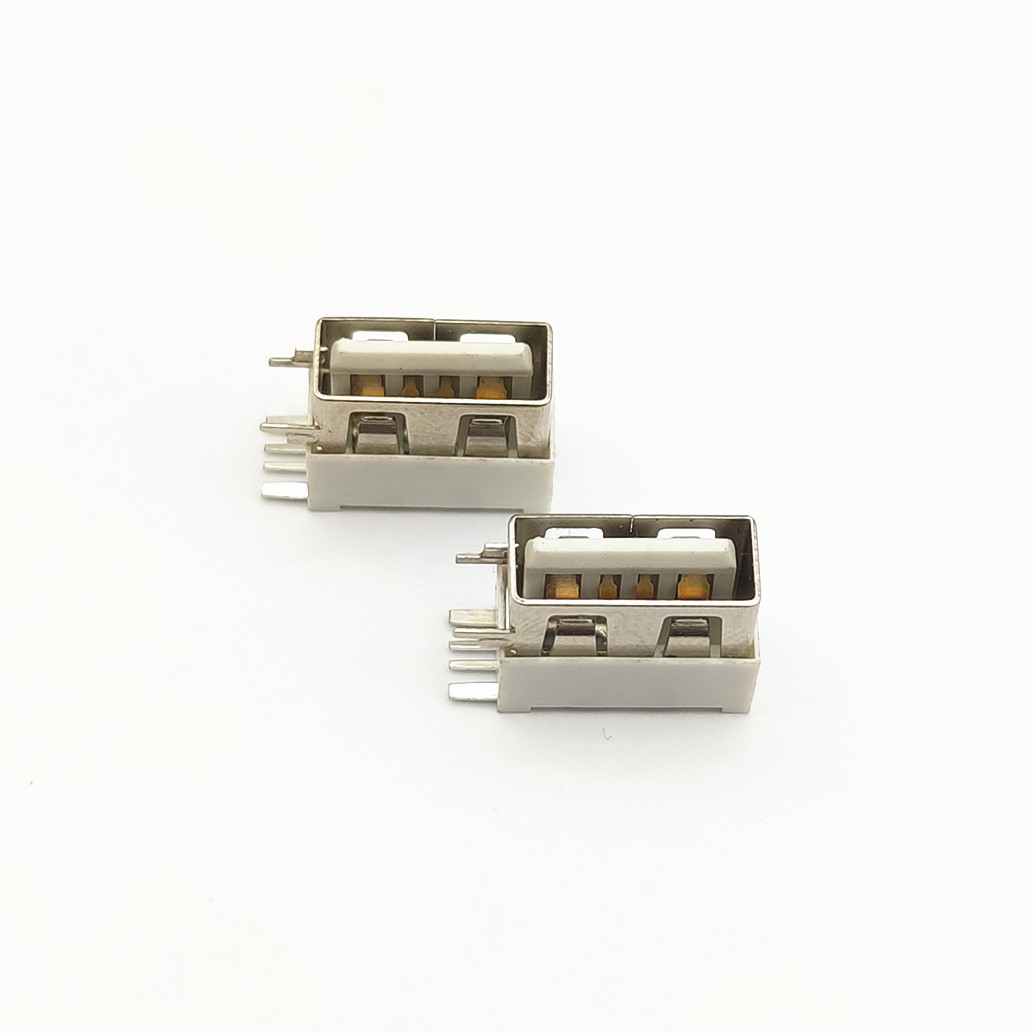 usb母座4p大电流侧插90度白胶半包直边