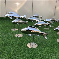 不锈钢鱼雕塑加工厂家