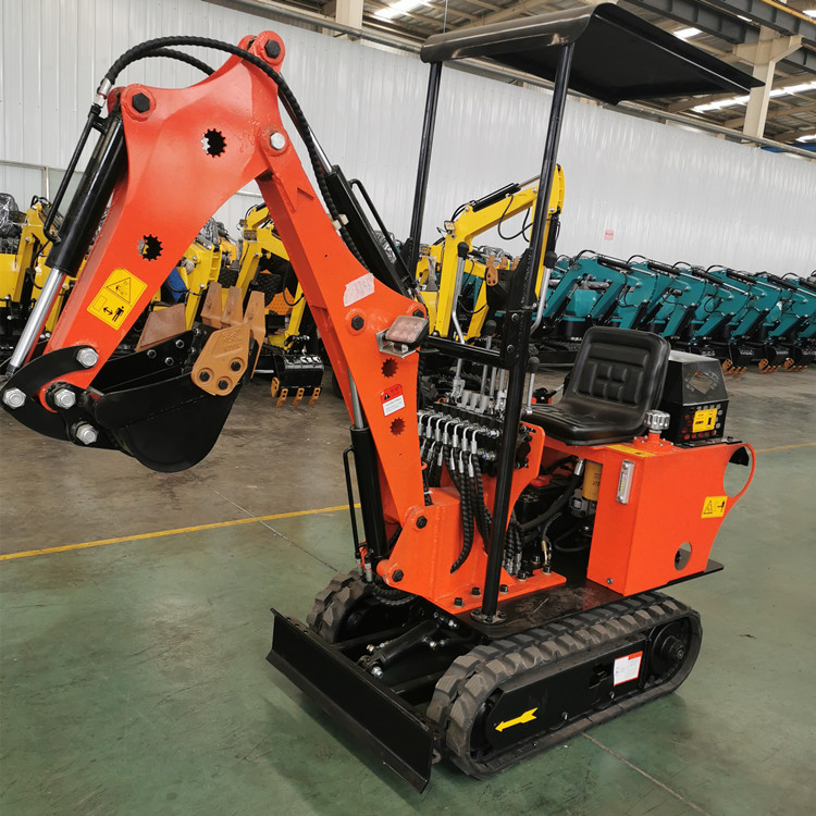 小型挖掘机除草松土挖掘机家用农用挖掘机