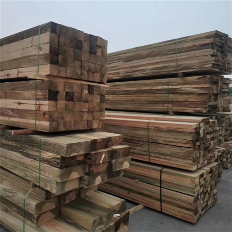 新疆南方松木方防腐木批发销售找联友木材