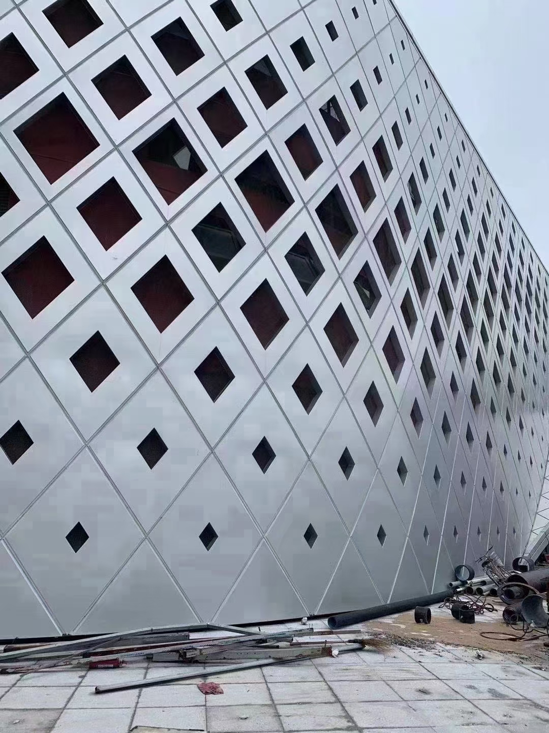 平面无缝铝单板佛山冲孔铝板冲孔铝单板制造商