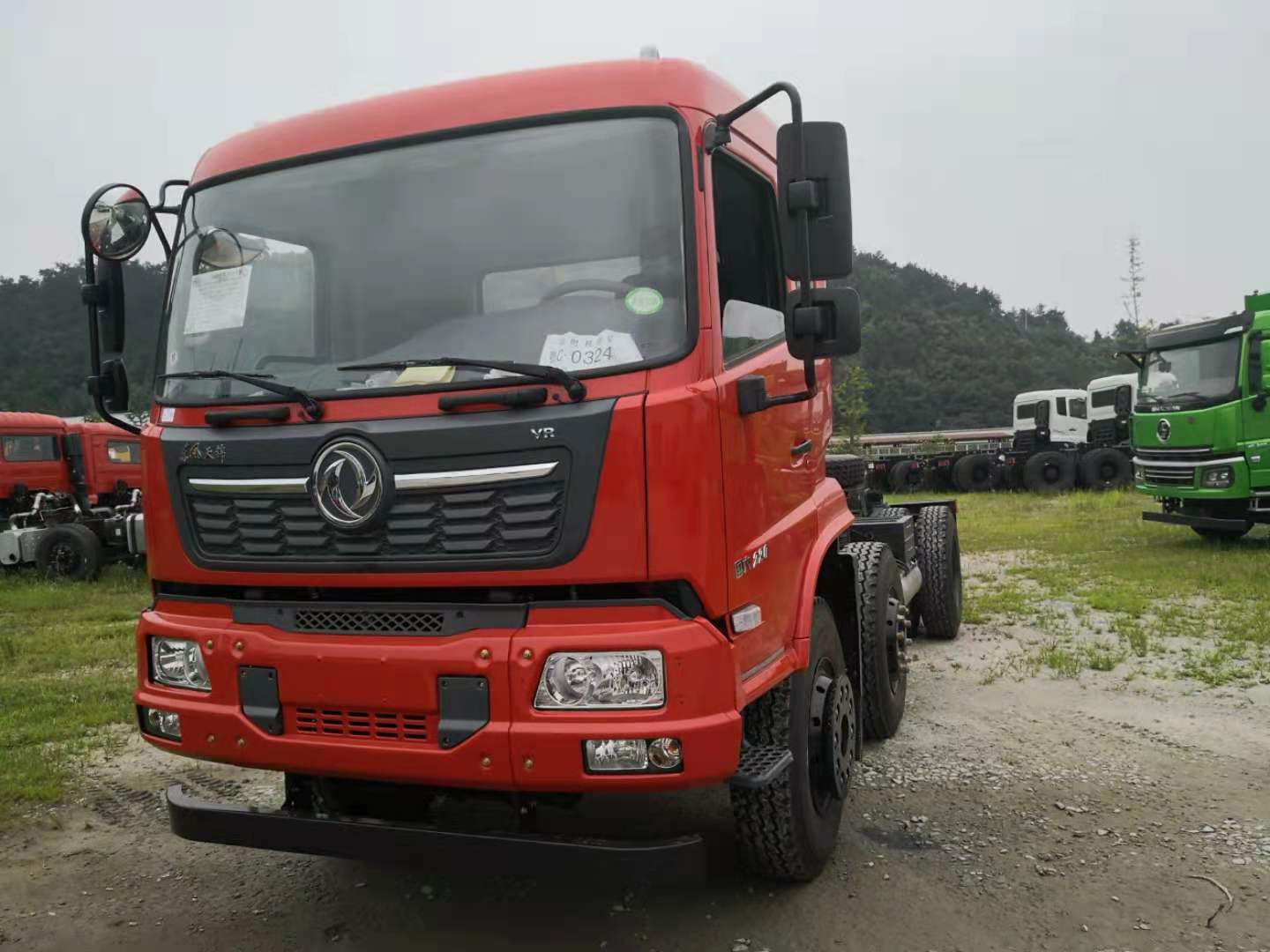 东风天锦前四后四国六新款245动力自卸车,5米5.2米长小三轴配置报价