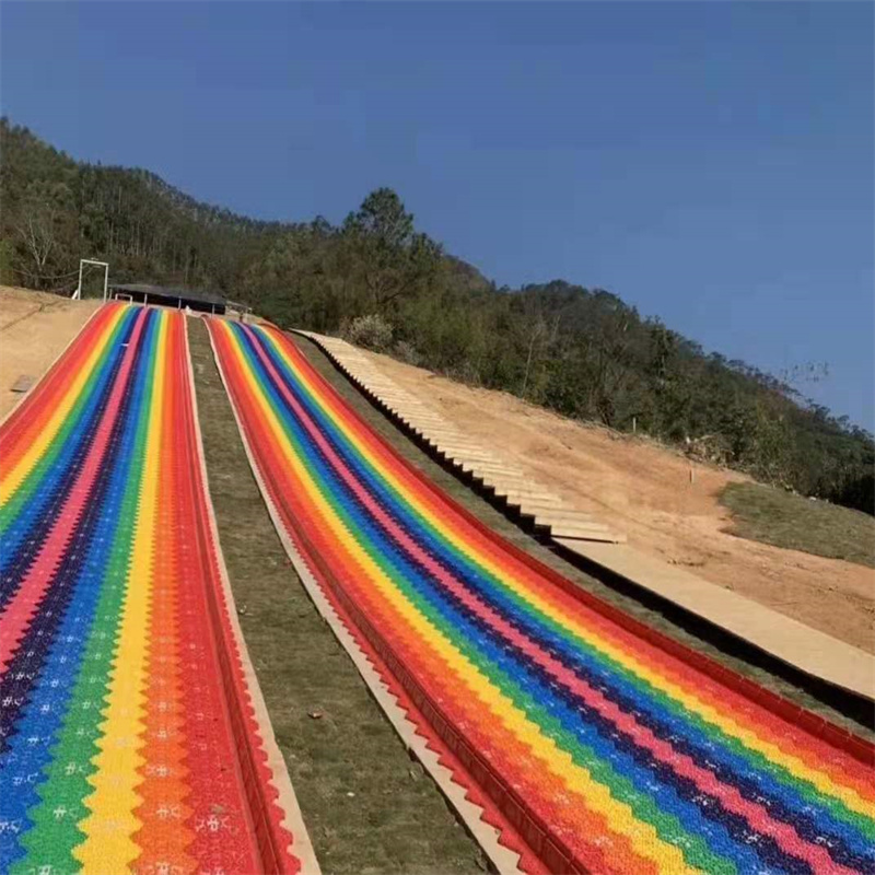 北极光 水上闯关 网红过山车 中秋美陈道具出租赁