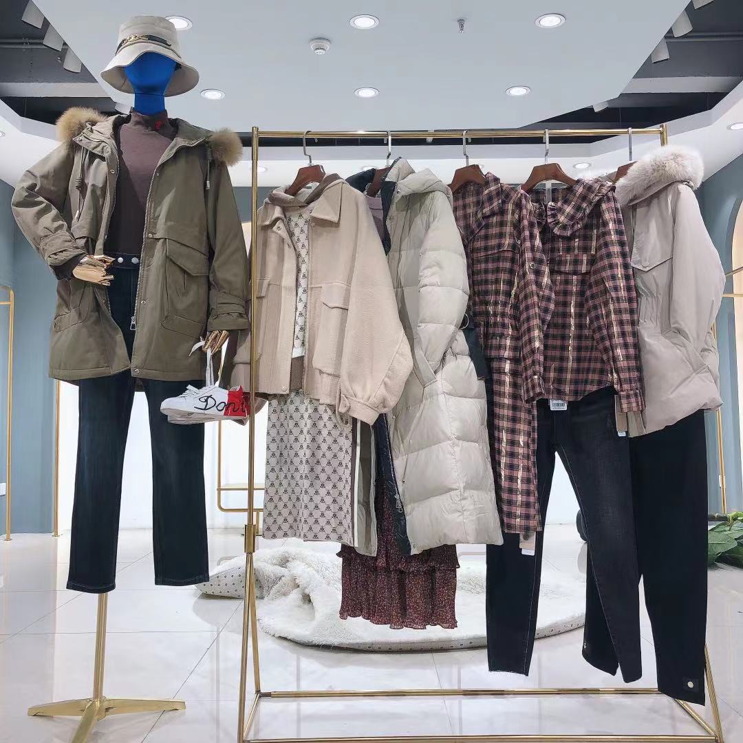 淘宝热卖女装劲草女装浅秋女装女装新款羽绒服