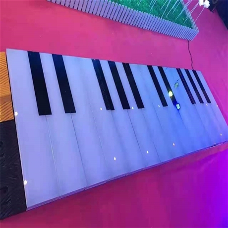 北极光 LED兔子灯 烟泡树 美陈道具出租