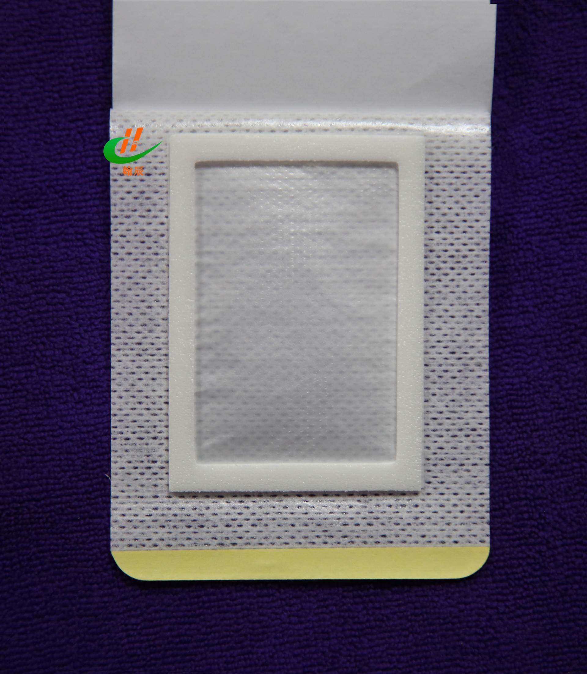 传统黑膏药布-传统黑膏药布价格/厂家/批发-山东辰星医疗科技有限公司