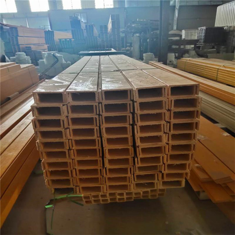 玻璃钢底梁三角支撑梁制造商