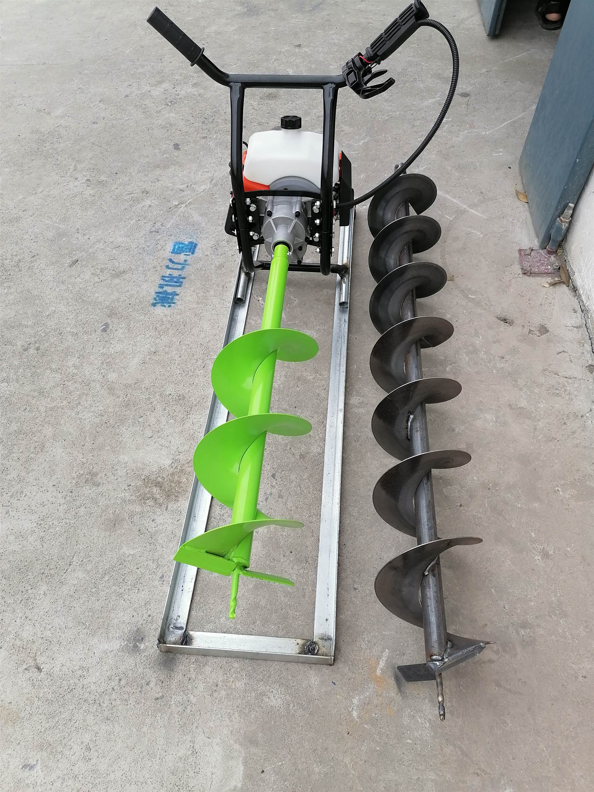 平行钻孔机一钻到底