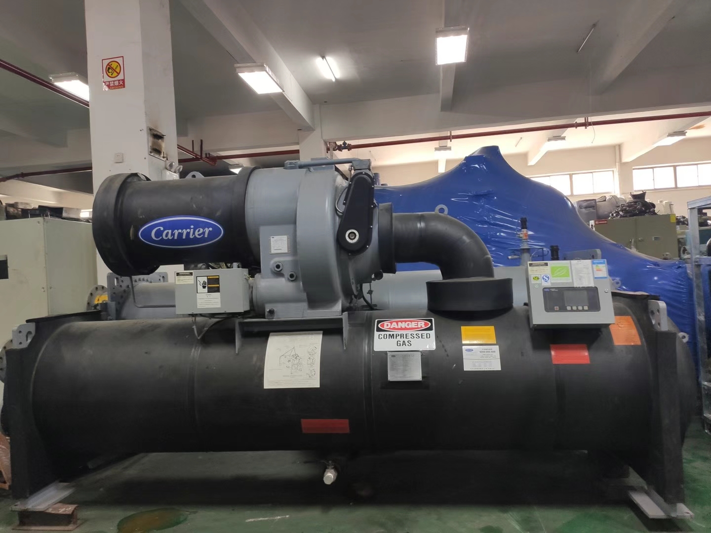 转让二手3376kw开利中央空调回收开利水冷机开利离心式冷水机组