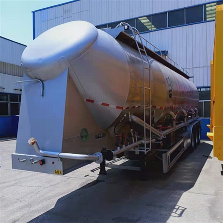 尿素化肥运输槽罐车 48立方罐车5仓设计合理 