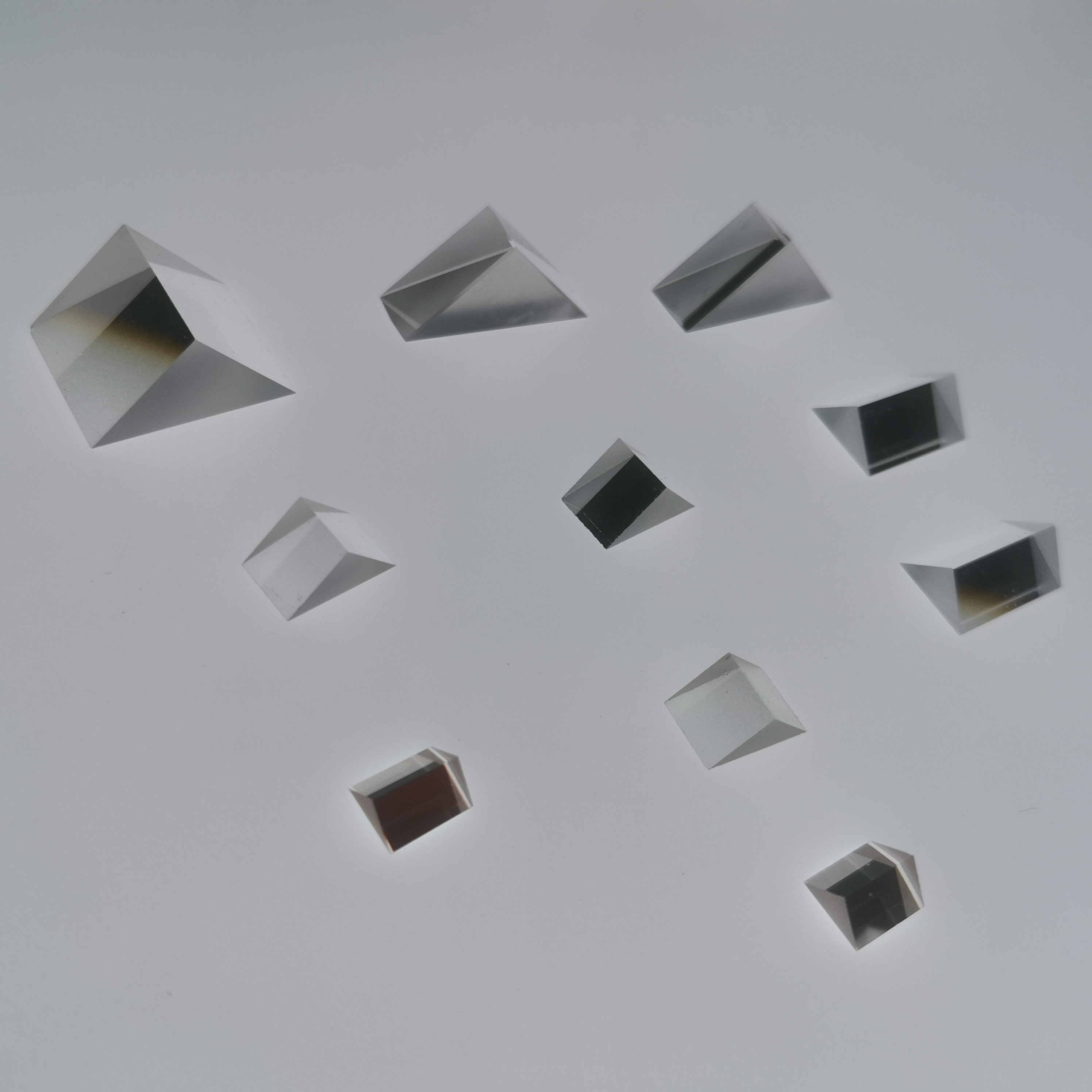 定制直角三棱镜反射三角棱镜懒人眼镜镜片反射棱镜登山棱镜厂家